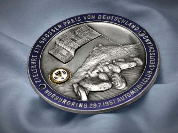 Old Nürburgring badge AvD plaque 1951 Plakette Mercedes Silberpfeil Ferrari #185